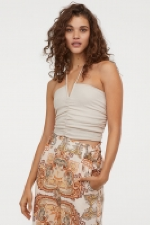  Short halterneck top 5.00 €