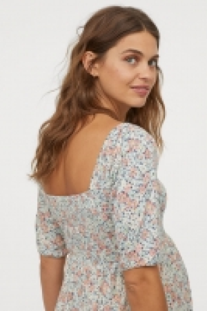  MAMA Smocked dress 13.00 €