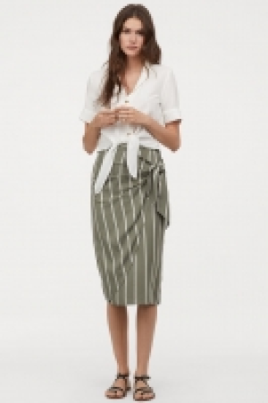  Draped wrapover skirt 13.00 €