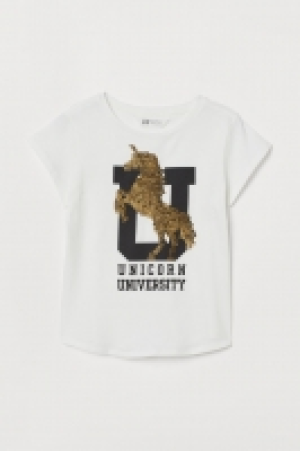  Reversible sequin T-shirt 7.00 €