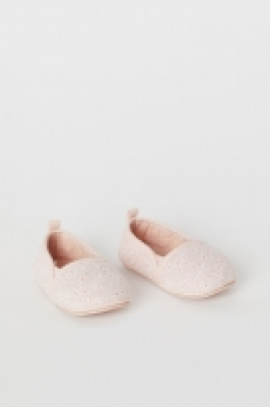  Slip-on shoes 5.00 €