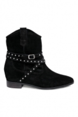  Suede ankle boots 20.00 €