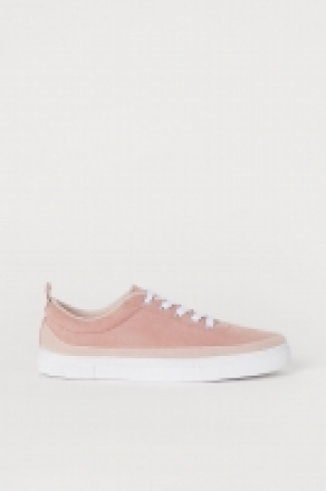  Trainers 6.00 €
