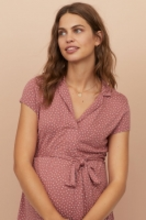  MAMA V-neck dress 9.00 €
