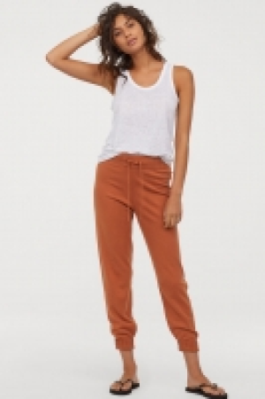  Cashmere-blend joggers 35.00 €