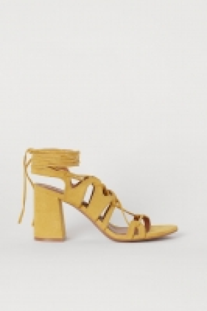  Sandals 22.00 €