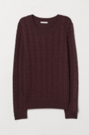  Cable-knit jumper 8.00 €