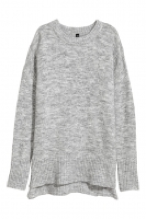  Knitted jumper 10.00 €