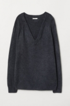  V-neck jumper 9.00 €