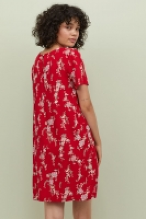  Short dress 6.00 €