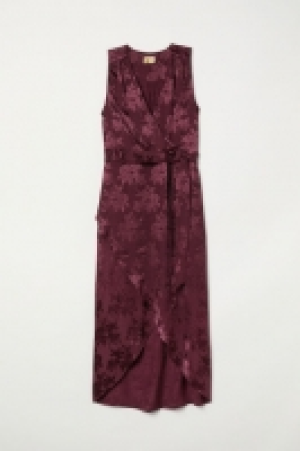  Jacquard-weave dress 18.00 €