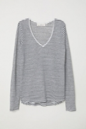  Linen top 17.00 €