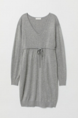  MAMA Fine-knit dress 15.00 €