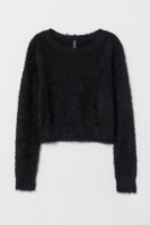  Fluffy jumper 6.00 €
