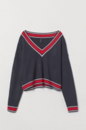  V-neck jumper 7.00 €