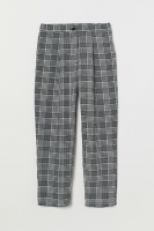  Tailored trousers 7.00 €