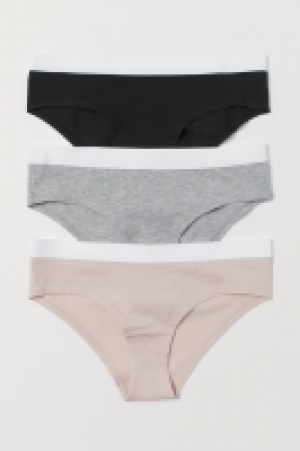  3-pack cotton hipster briefs 6.00 €