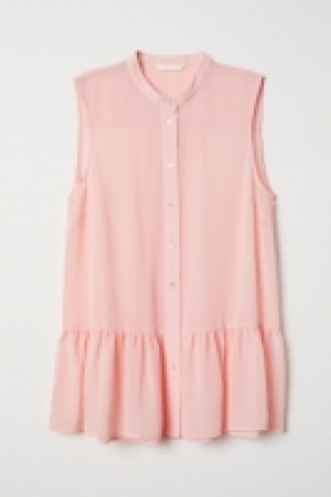  Buttoned chiffon blouse 6.00 €