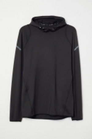  Hooded running top 15.00 €