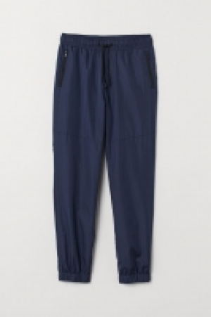  Joggers 9.00 €