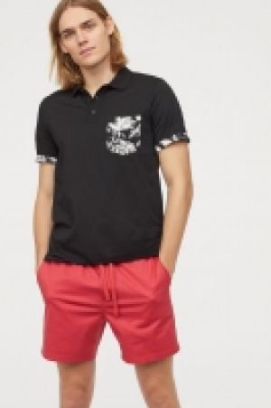  Cotton shorts 9.00 €