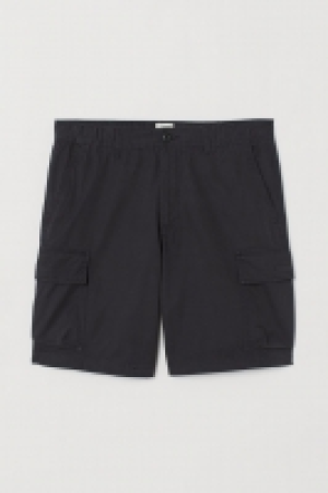  Cotton cargo shorts 17.00 €