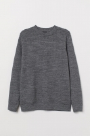  Textured-knit jumper 8.00 €