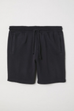  Sweatshirt shorts 15.00 €