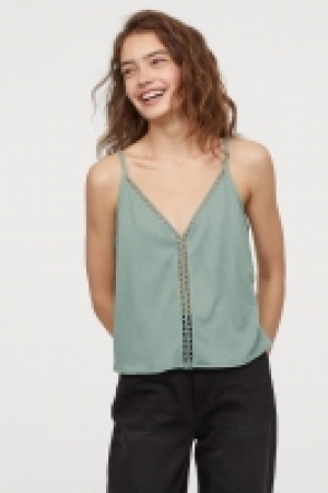  V-neck strappy top 3.00 €