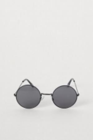  Round sunglasses 5.00 €