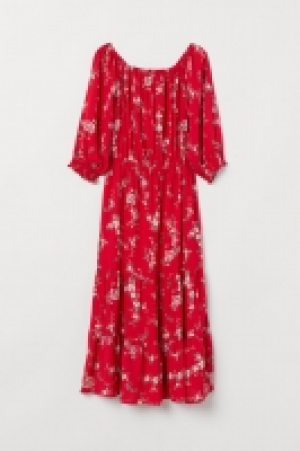  Off-the-shoulder dress 13.00 €