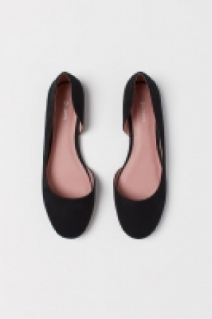  Ballet pumps 8.00 €