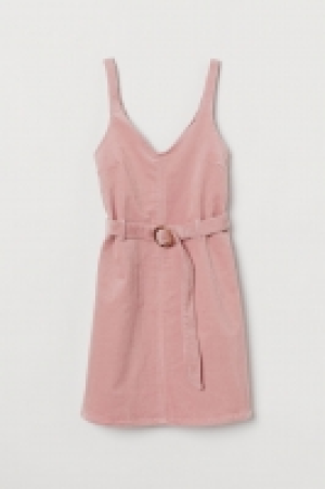  Corduroy dress 18.00 €