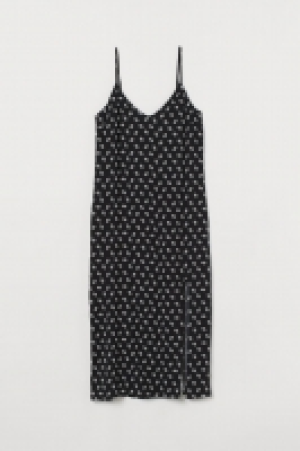  Calf-length dress 8.00 €