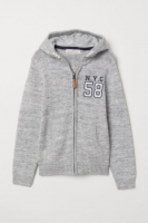  Knitted hooded jacket 5.00 €