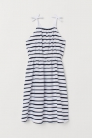 Patterned dress 2.00 €