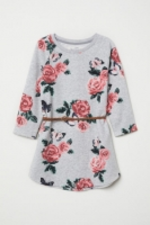  Sweatshirt dress 10.00 €