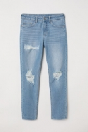  Relaxed Tapered Fit Jeans 10.00 €