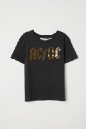  Reversible sequin T-shirt 5.00 €