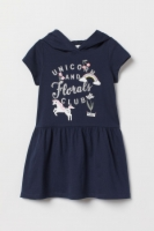  Jersey dress with a hood 3.00 €