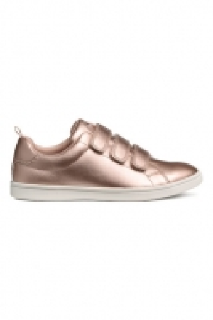 Trainers 9.00 €