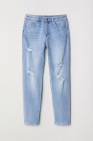  Relaxed Tapered Fit Jeans 9.00 €