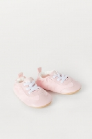  Trainer slippers 4.00 €