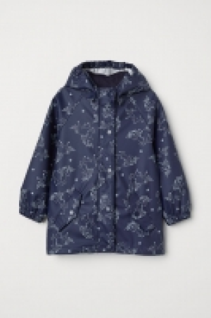  Hooded rain jacket 9.00 €