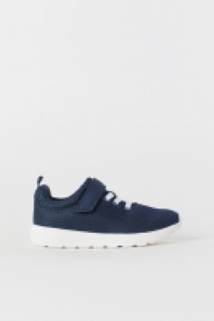  Mesh trainers 5.00 €