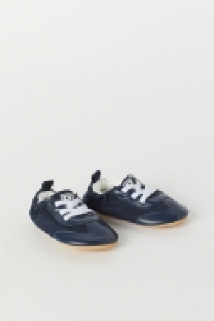  Trainer slippers 5.00 €