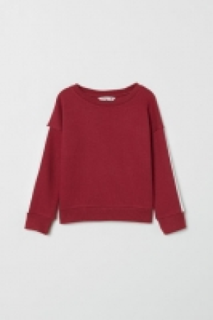 Sweatshirt with sleeve stripes 7.00 €