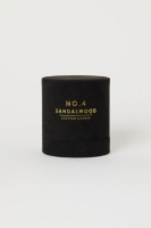  Scented candle in glass holder 8.00 €