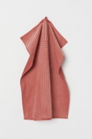  Jacquard-patterned hand towel 6.00 €