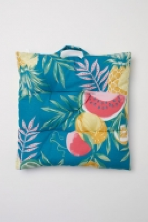  Patterned seat cushion 6.00 €